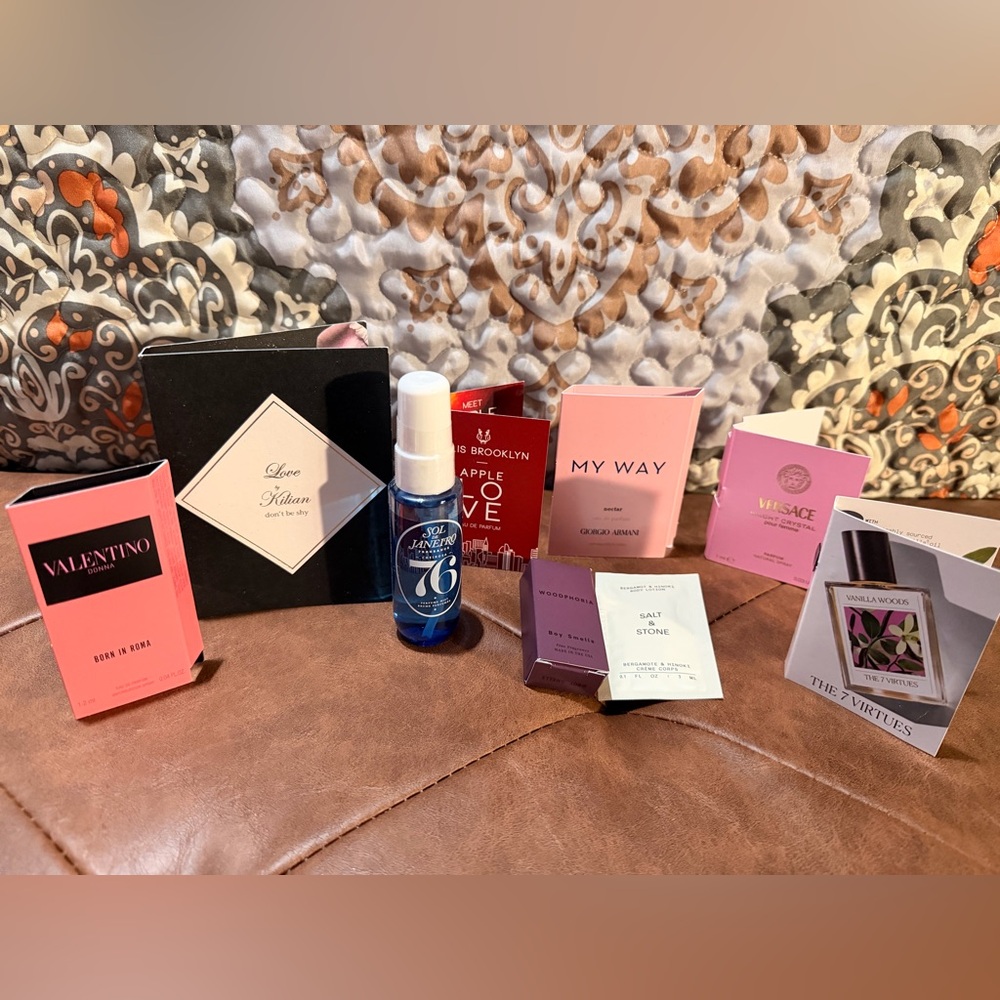 Awesome Spring Fragrance Sample set SOL
JANEIR"O 76, Killian, Armani, Valentino🌟